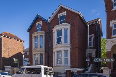 2 bedroom flat to rent, Waverley Grove, Southsea, PO4