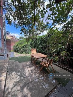 2 bed flat/apartment for rent in Eaglegate, Colchester, CO1