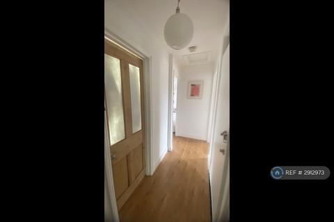 2 bedroom flat to rent, London, London, E5