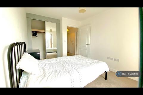1 bedroom flat to rent, Little Brights Road, Belvedere, DA17