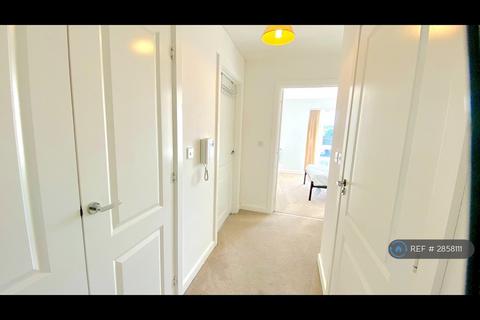 1 bedroom flat to rent, Little Brights Road, Belvedere, DA17