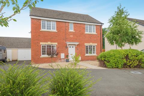 4 bedroom detached house for sale, Kemble Road, Monmouth