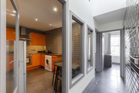 3 bedroom apartment to rent, Shandwick Place, Edinburgh