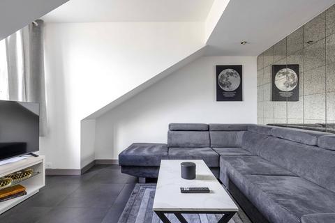 3 bedroom apartment to rent, Shandwick Place, Edinburgh