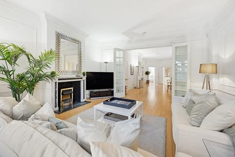 4 bedroom terraced house to rent, Parkside, Knightsbridge, London, SW1X
