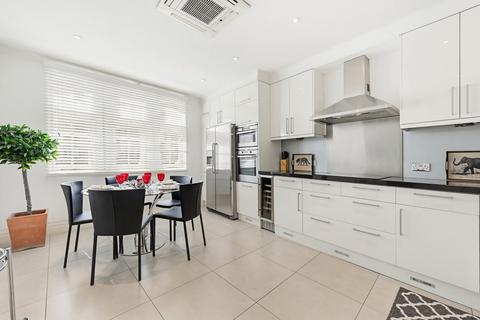 4 bedroom terraced house to rent, Parkside, Knightsbridge, London, SW1X