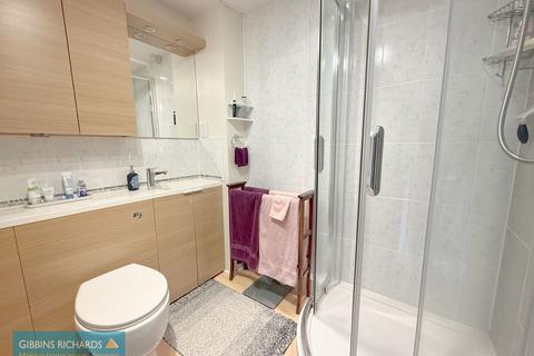 2 bedroom retirement property for sale, Eastgate Gardens, Taunton