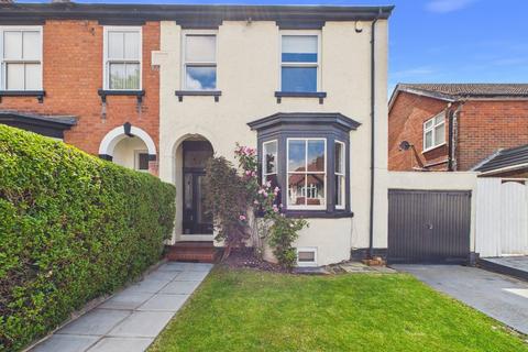 Character property - Clark Road, Compton, Wolverhampton, WV3