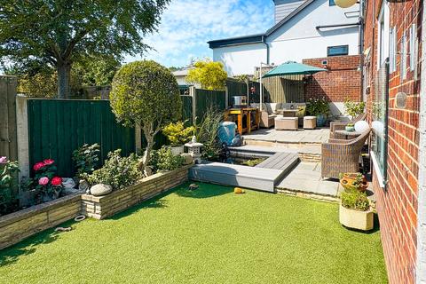4 bedroom detached house for sale, Uplands Road, Drayton