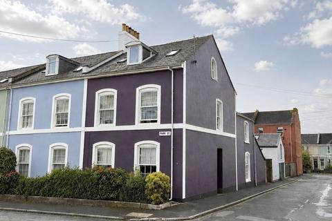 End of terrace house - Park Street, Stoke, Plymouth. Stunning Victorian Family Home with 4 Double Bedrooms & Beautiful Period Charm