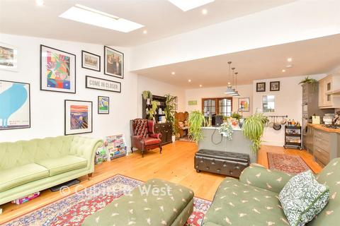 3 bedroom end of terrace house for sale, Allcot Road, Portsmouth PO3