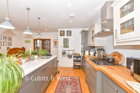 3 bedroom end of terrace house for sale, Allcot Road, Portsmouth PO3