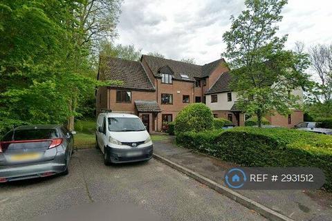 1 bed flat/apartment for rent in Windrush Court, High Wycombe, HP13