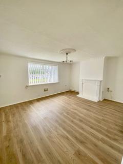 3 bedroom semi-detached house to rent, Gudmunsen Avenue, Bishop Auckland DL14