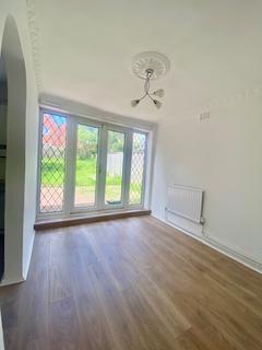 3 bedroom semi-detached house to rent, Gudmunsen Avenue, Bishop Auckland DL14