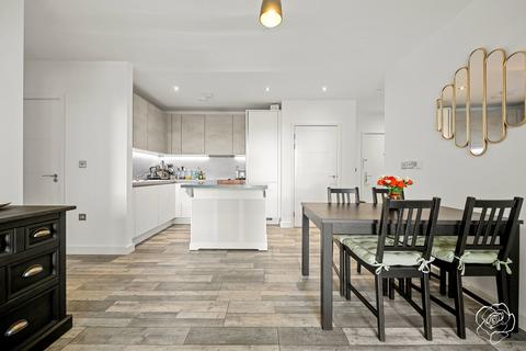 1 bedroom apartment for sale,  1 Madison Way,  London E20