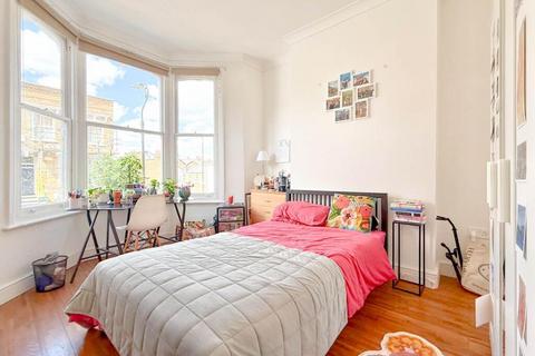4 bedroom detached house to rent, 58A  Casella Road, New Cross Gate, Deptford, Peckham, London, SE14 5QL