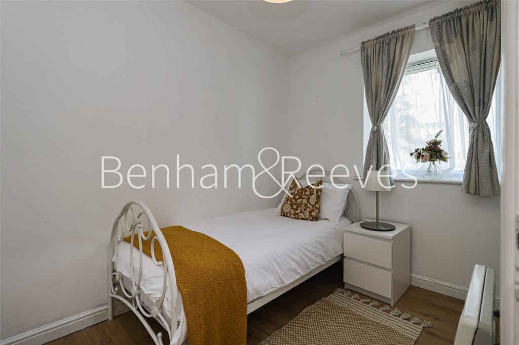 Apartment in London - View 4