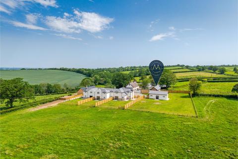 undefined, Cholhouse, Bondleigh