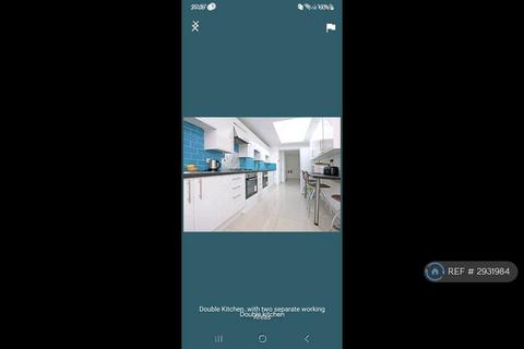 1 bedroom in a house share to rent, The Crossways, Hounslow, TW5