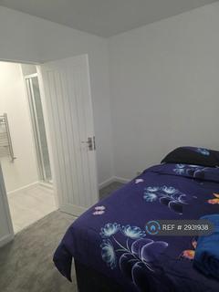 1 bedroom in a house share to rent, Coniston Close, Erith, DA8