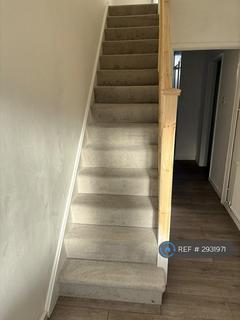 3 bedroom terraced house to rent, Humber Way, Slough, SL3