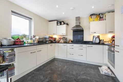 2 bedroom apartment for sale, Defoe Court, Reigate Road, Dorking, Surrey, RH4