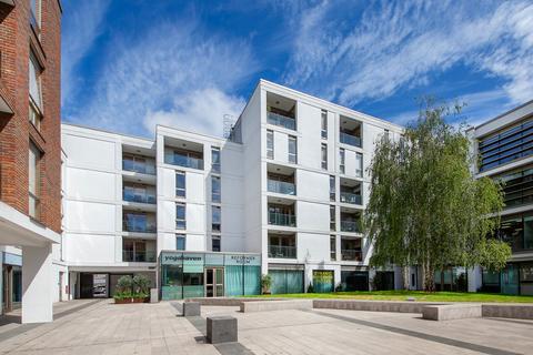 2 bedroom flat to rent, Wingate Square, London SW4