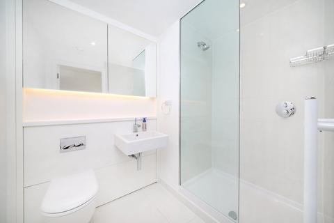2 bedroom flat to rent, Wingate Square, London SW4