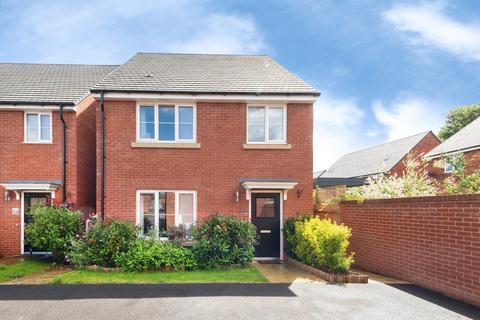 4 bedroom detached house for sale, Poulter Road, BANBURY, Oxfordshire, OX16