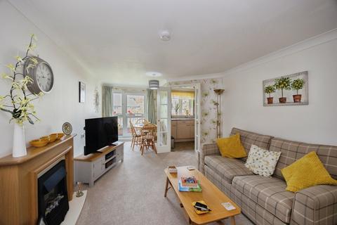 undefined, London Road, Cowplain, Waterlooville, Hampshire, PO8
