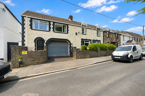 2 bedroom cottage for sale, Abernant, Aberdar CF44