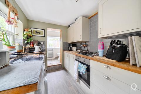 2 bedroom semi-detached house for sale, London Road, Lynsted, Sittingbourne, Kent, ME9