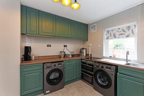 3 bedroom semi-detached house for sale, Asquith Avenue, Morley, LS27
