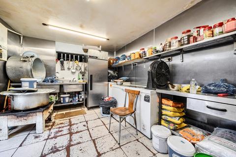 1 bedroom duplex for sale, High Road Leyton, London