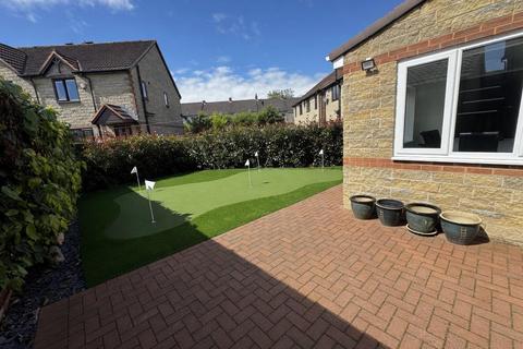 5 bedroom detached house for sale, Mackintosh Court, Gilesgate, Durham