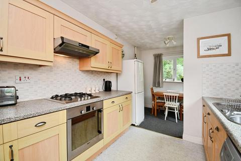 3 bedroom detached bungalow for sale, Kings Mead, Ripon