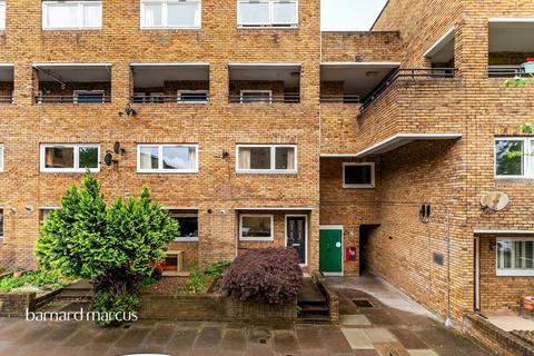 Turenne Close, London