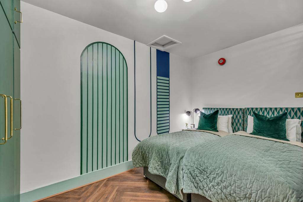 Apartment in London, Lot's Village, Earl's Court - View 5