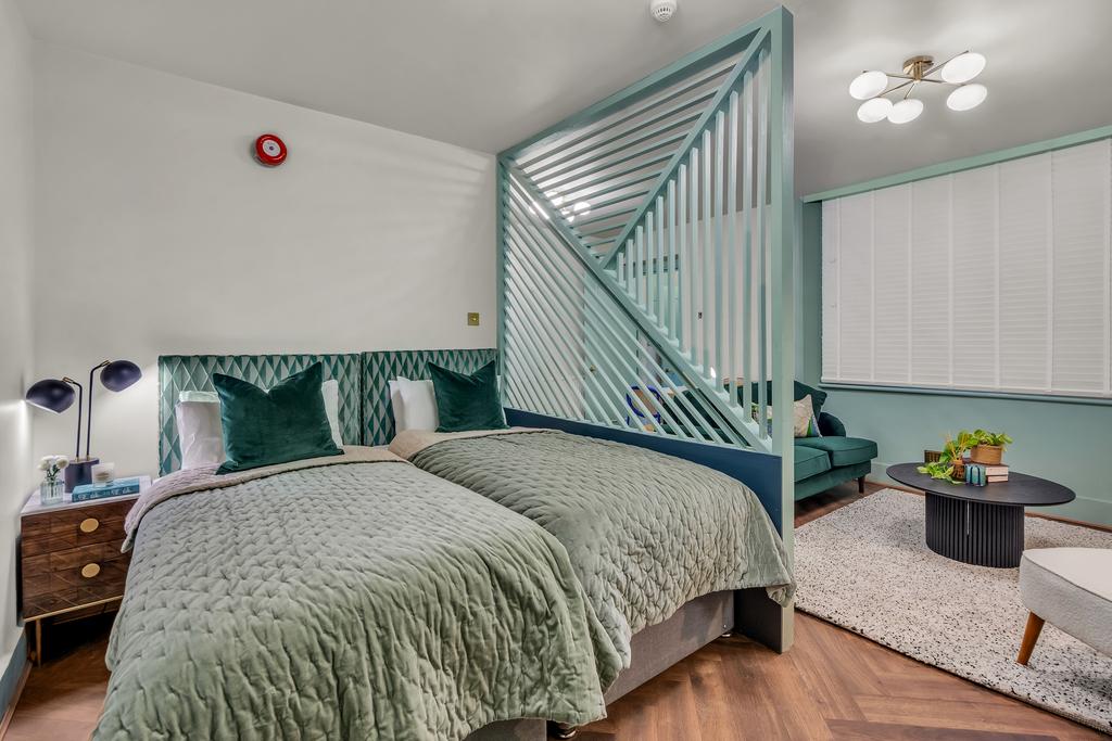 Apartment in London, Lot's Village, Earl's Court - More