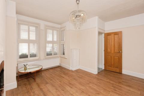 3 bedroom semi-detached house for sale, York Road, Farnborough, Hampshire, GU14