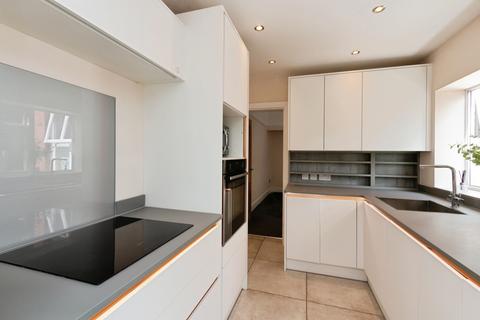 3 bedroom semi-detached house for sale, York Road, Farnborough, Hampshire, GU14