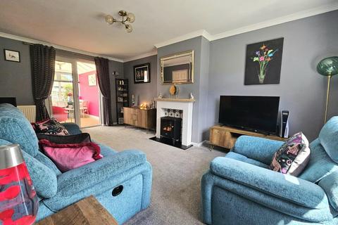 undefined, Whiteway Close, Dursley
