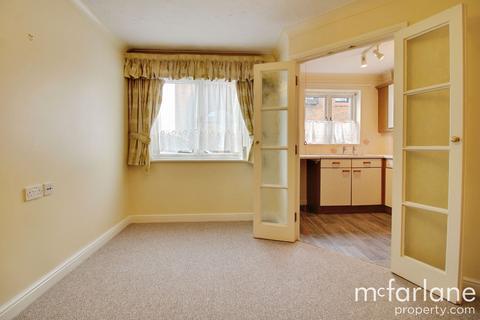 1 bedroom flat for sale, Cricklade Street, Swindon SN1