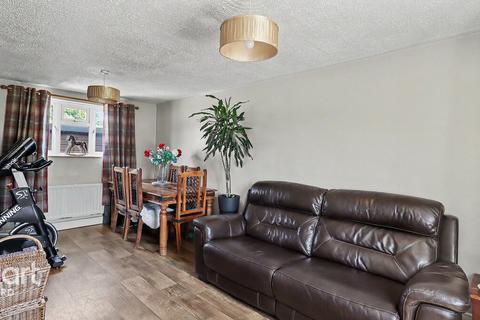 3 bedroom terraced house for sale, Bean Close, Ashford