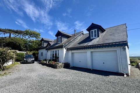 undefined, off A5025, Llanfaethlu, Anglesey, LL65