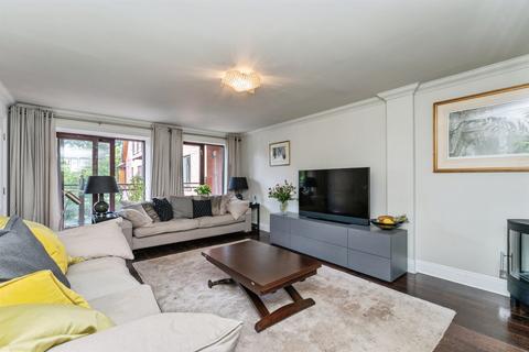 undefined, Knightsbridge Court, Chester