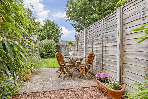 2 bedroom maisonette for sale, Carshalton Grove, Sutton SM1