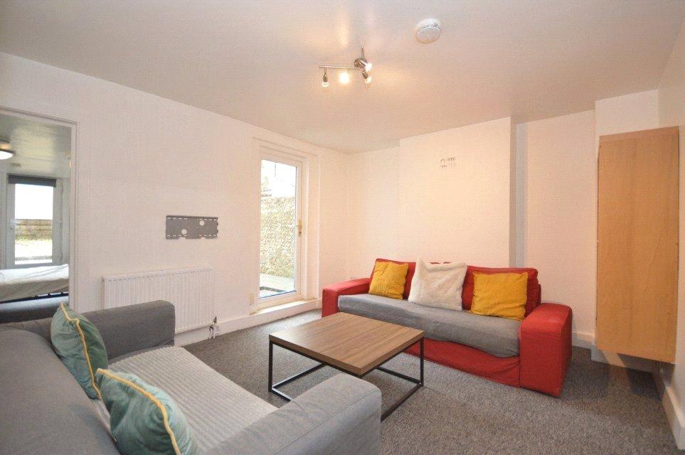 House in Brighton, Round Hill - View 3