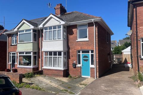 Roseland Avenue, Exeter EX1